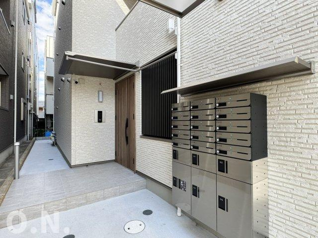 クレアール西今川のエントランス