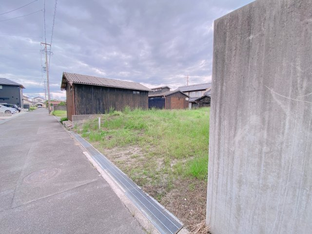 常滑市明和町5丁目の前面道路含む現地写真