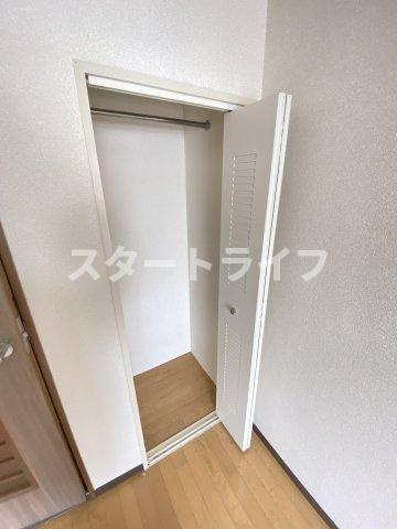 大阪市東淀川区東中島２丁目の賃貸マンションの収納