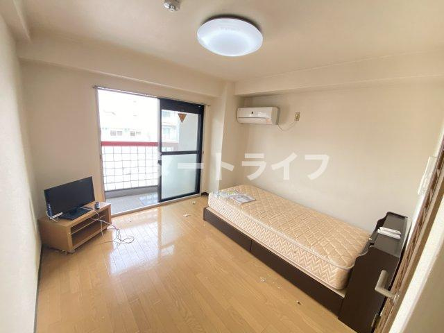 大阪市東淀川区東中島２丁目の賃貸マンションの居間・リビング
