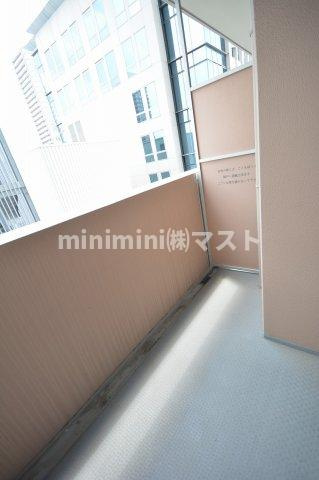 大阪市西区新町１丁目の賃貸マンションのバルコニー