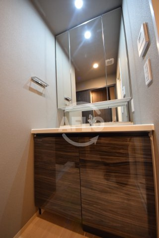 ネベル大阪上本町の洗面所|ネベル大阪上本町　洗面脱衣所