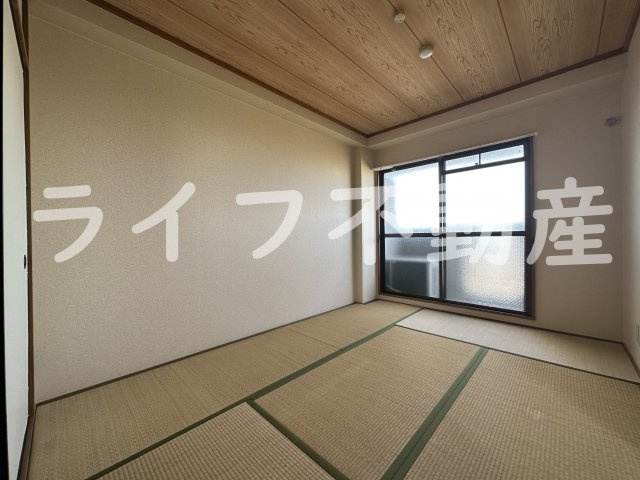 サングリーン布施の和室