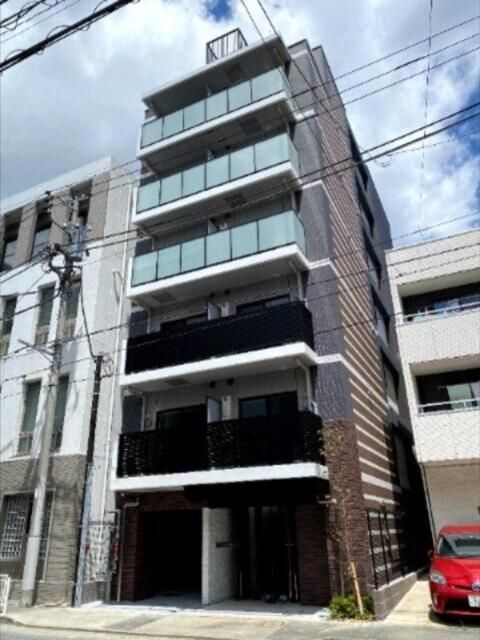 アンベリールマーロ横濱の外観