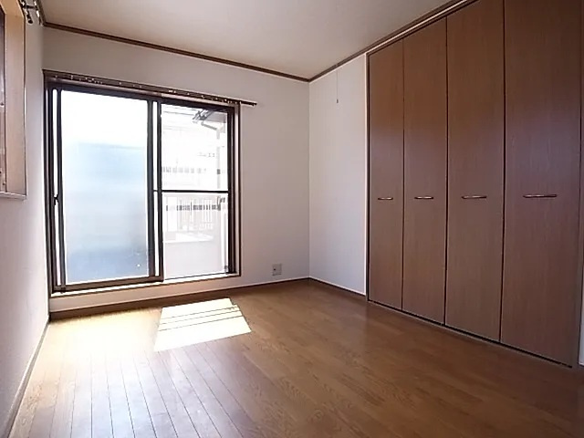 芦屋市西蔵町のアパートの居間・リビング
