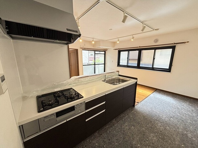 西宮市松生町の賃貸マンションのキッチン