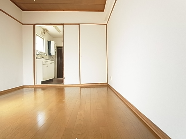 神戸市中央区国香通６丁目の賃貸マンションの居間・リビング