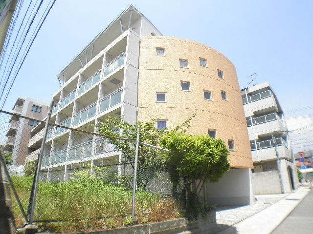 芦屋市茶屋之町の賃貸マンションの外観