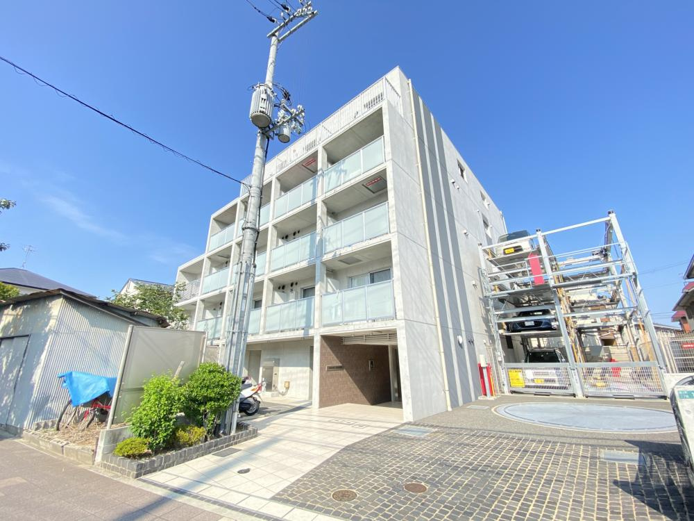 西宮市段上町２丁目の賃貸マンションの外観