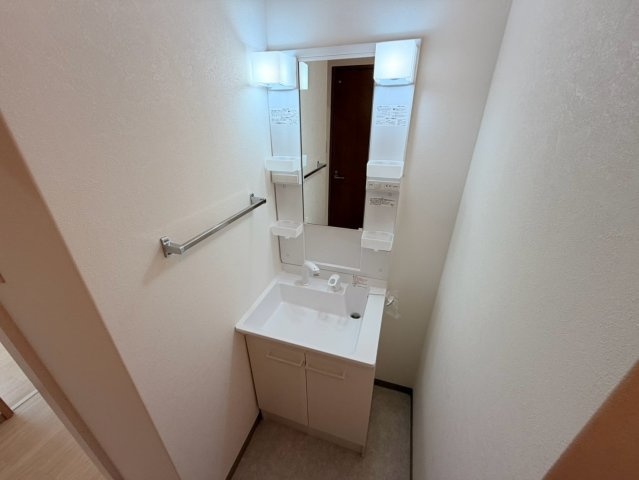 西宮市田代町の賃貸マンションの洗面所