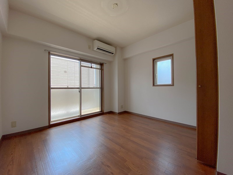 神戸市東灘区本庄町２丁目の賃貸マンションの居間・リビング