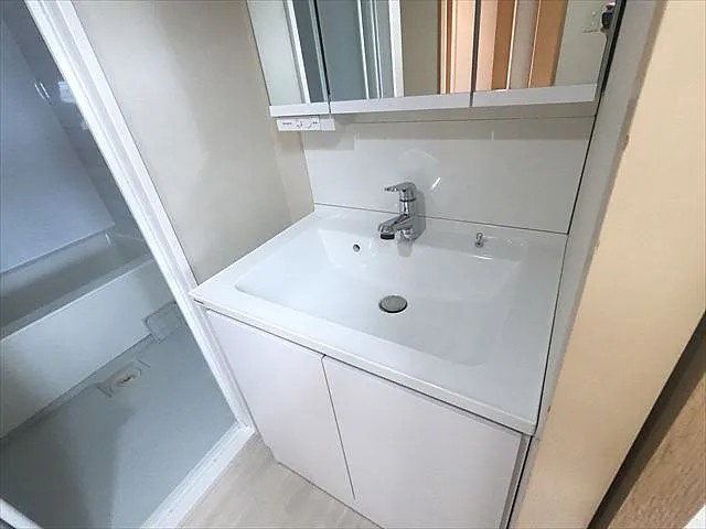 神戸市東灘区青木２丁目の賃貸マンションの洗面所
