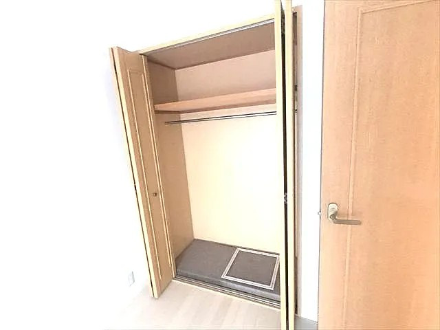 神戸市東灘区青木２丁目の賃貸マンションの収納
