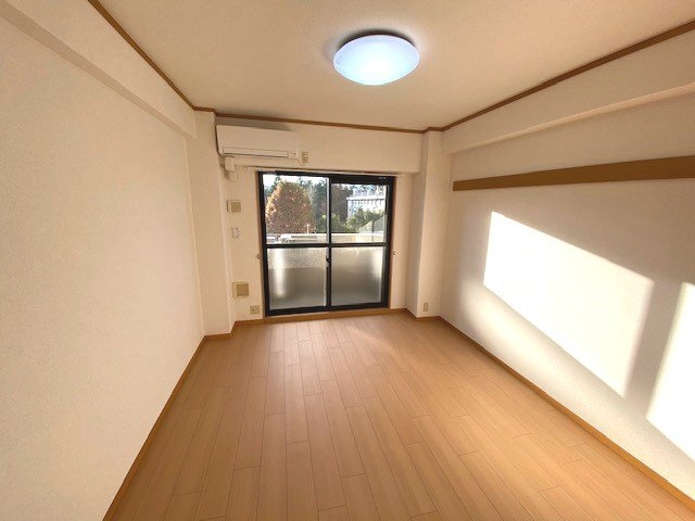 マイルストーン立町の内装