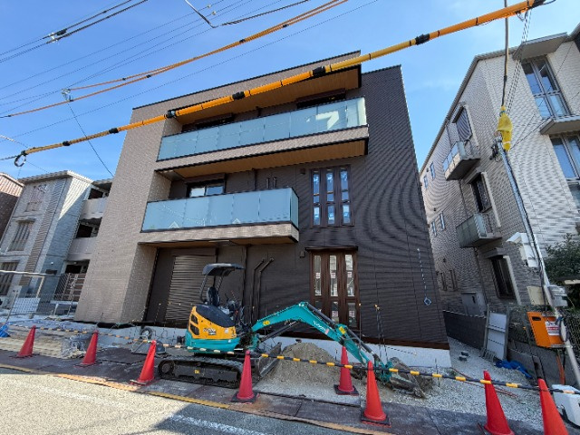 西宮市甲子園口２丁目のアパートの外観