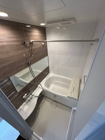 西宮市南昭和町の賃貸マンションの浴室