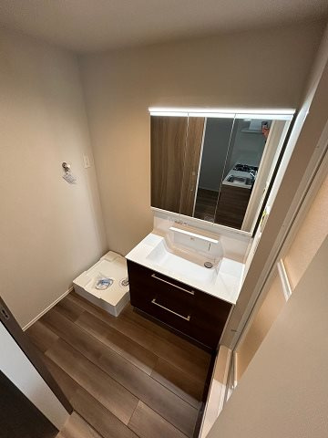 西宮市南昭和町の賃貸マンションの洗面所