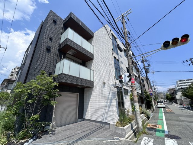西宮市南昭和町の賃貸マンションの外観