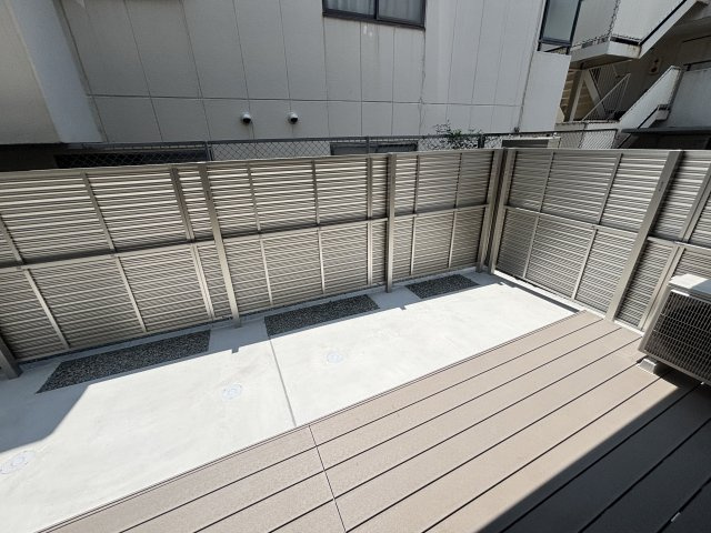 神戸市灘区大和町３丁目の賃貸マンションの庭