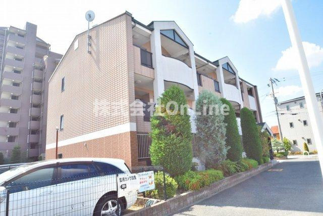 シャルム山本の外観