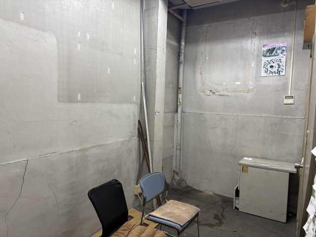 大阪市浪速区日本橋西１丁目の店舗事務所の内装|1階