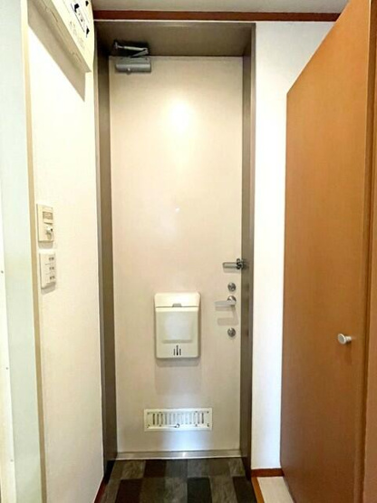 【玄関】