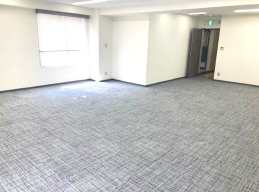 心斎橋コラムナーの内装