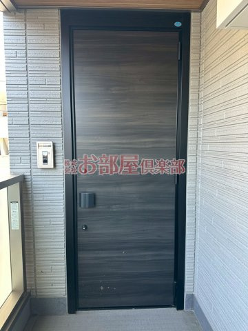 グリーンベルト神浦の玄関|収納もある玄関です