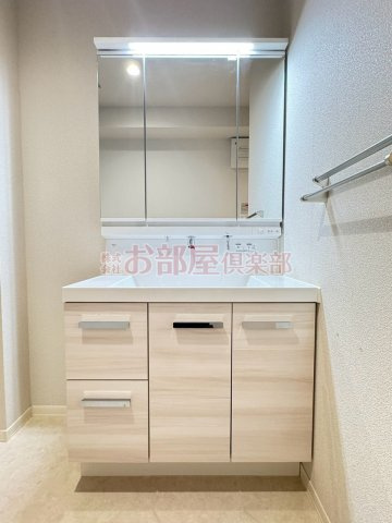 Agreableの洗面所|ゆったりとスペースのある洗面所