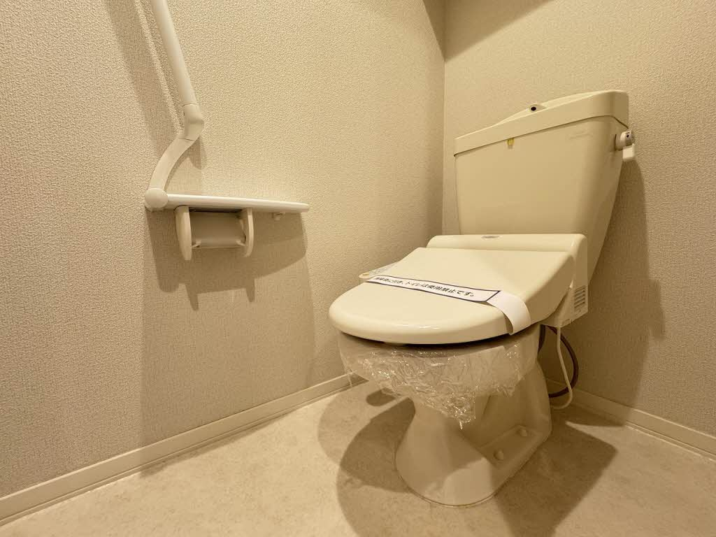 MAST東櫛原　B棟のトイレ|落ち着いた色調のトイレです