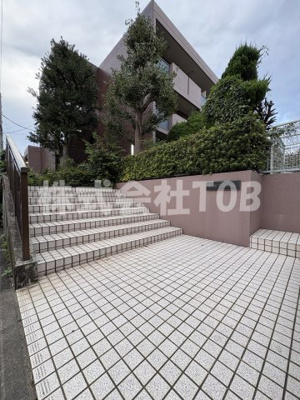【エントランス】 | 実穂マンション-定期借家5年-