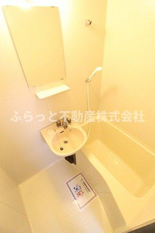 コーワパレス神立の浴室|落ち着いた空間のお風呂です