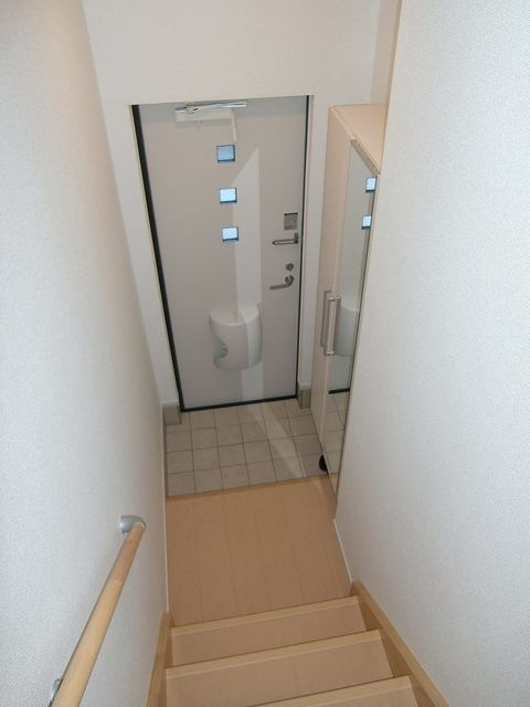 サンリット北大路の玄関