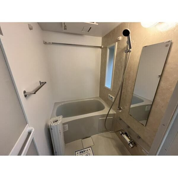 梅田淀屋橋MNTの浴室