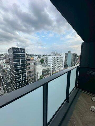 ＧＥＮＯＶＩＡ西横浜のバルコニー