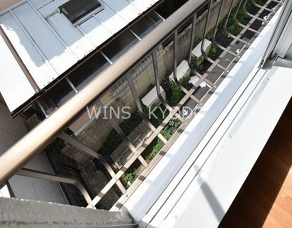 世田谷区宮坂１丁目の賃貸マンションのバルコニー