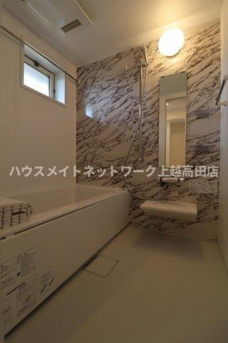 サンリジェール春日新田の浴室|浴室（追焚機能付）