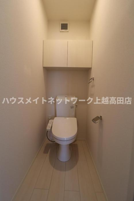 サンリジェール春日新田のトイレ|温水洗浄暖房便座