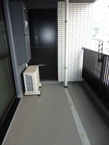 ＺＯＯＭ横浜ＳＱＵＡＲＥのバルコニー