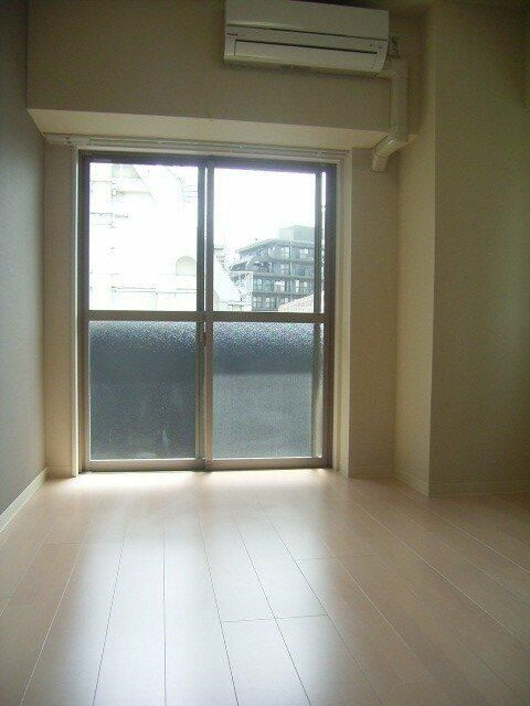 フェニックス伊勢佐木町弐番館の寝室
