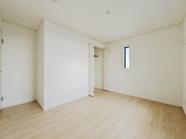 CRADLE GARDEN 太田市新田上江田町第1　新築住宅1号棟の洋室