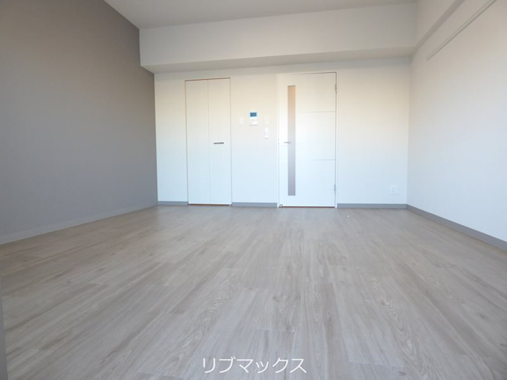 【寝室】ラ・ビィNAKAZEN 