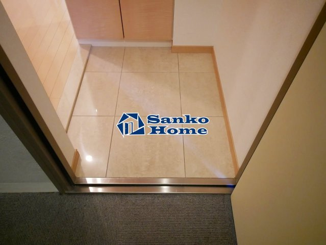 プレール・ドゥーク八丁堀の玄関