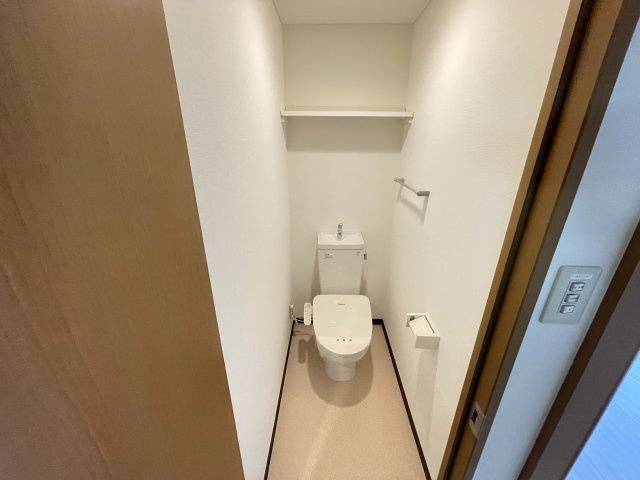 難波千日前OEMマンションのトイレ