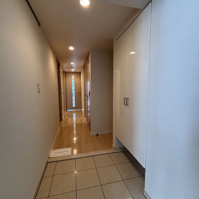 パークアクシス豊洲の玄関|※写真は同タイプ住戸です。