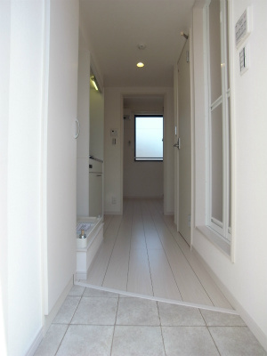 リブリ・ドルフ上野毛の玄関