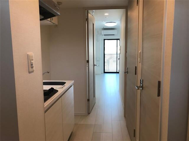 S-RESIDENCE王子westの玄関