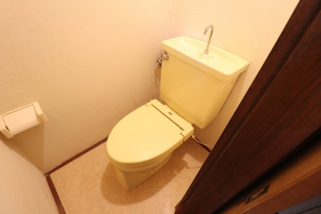 白山３丁目戸建のトイレ