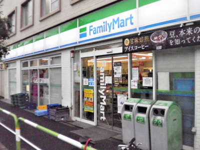 ファミリーマート滝野川一丁目店まで200ｍ