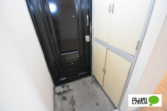 サンハイツ青柳の玄関